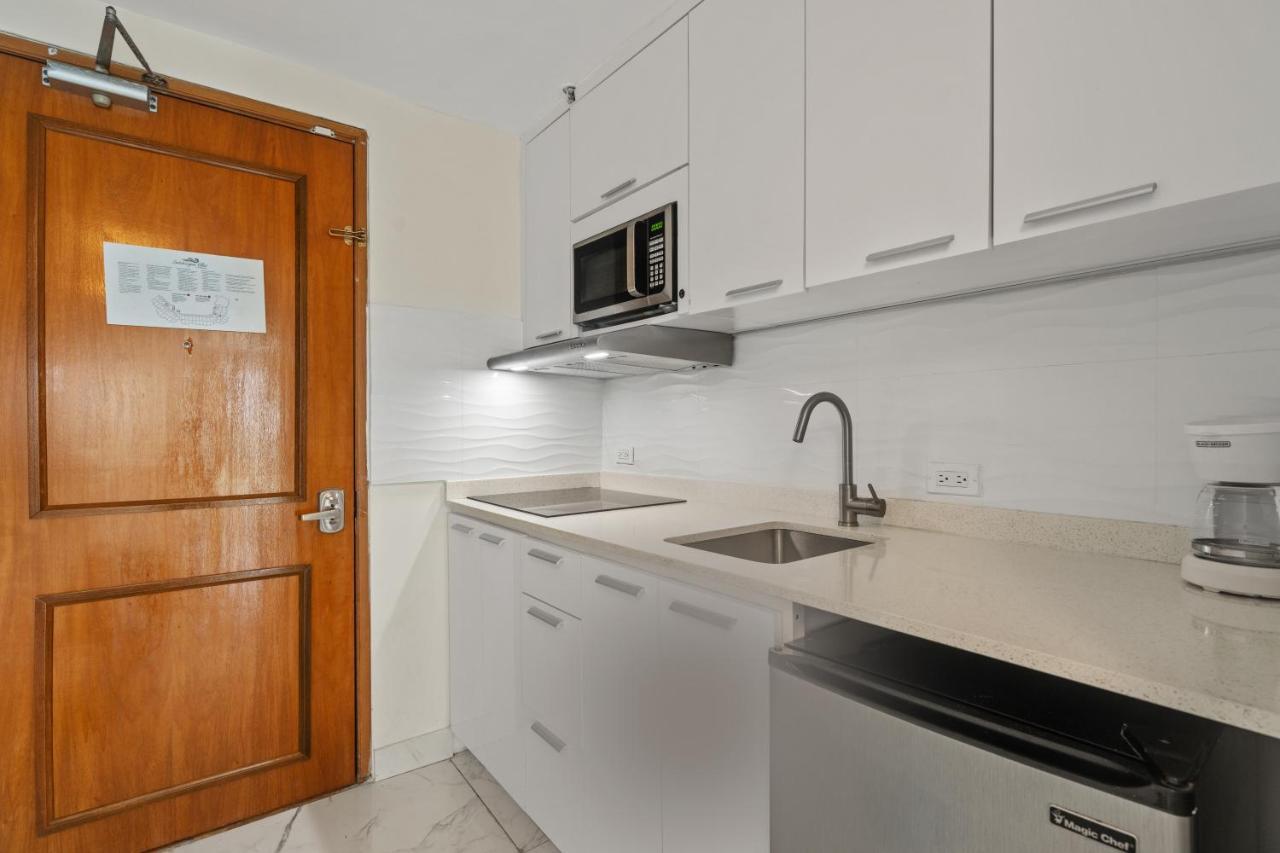 Biarritz Studio - Beautiful Ocean View Studio Διαμέρισμα Σαν Χουάν Εξωτερικό φωτογραφία